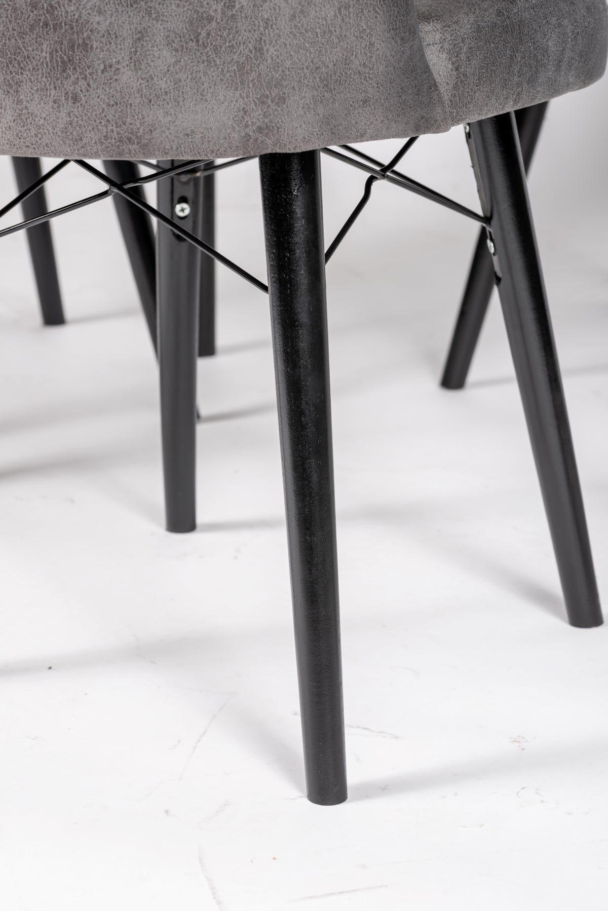 Cosmos Extendable Dining Table With 6 Chairs