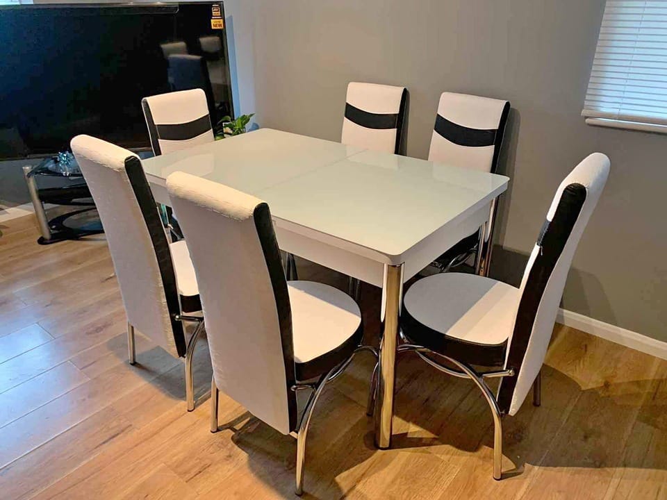 TURKISH DINING TABLE WITH 6 CHAIRS