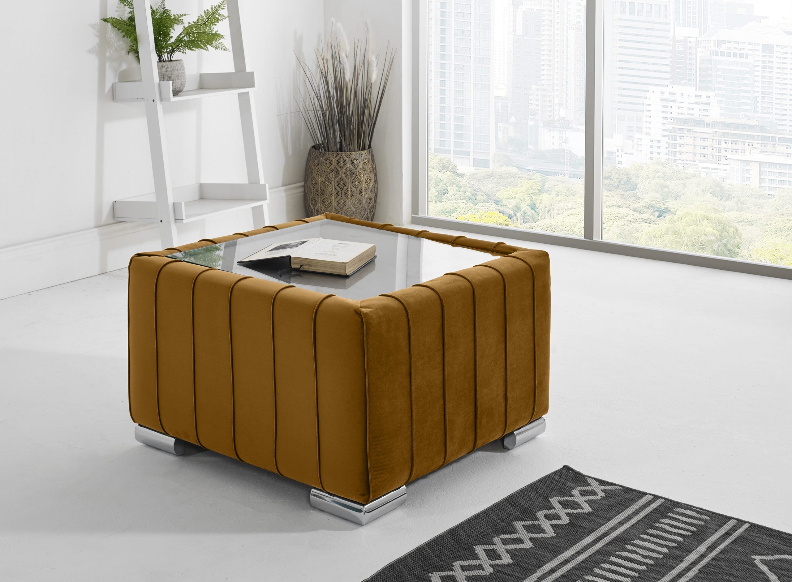 Layla Corner Fullback - 1c2 + Bolster / Buttoned Cushions