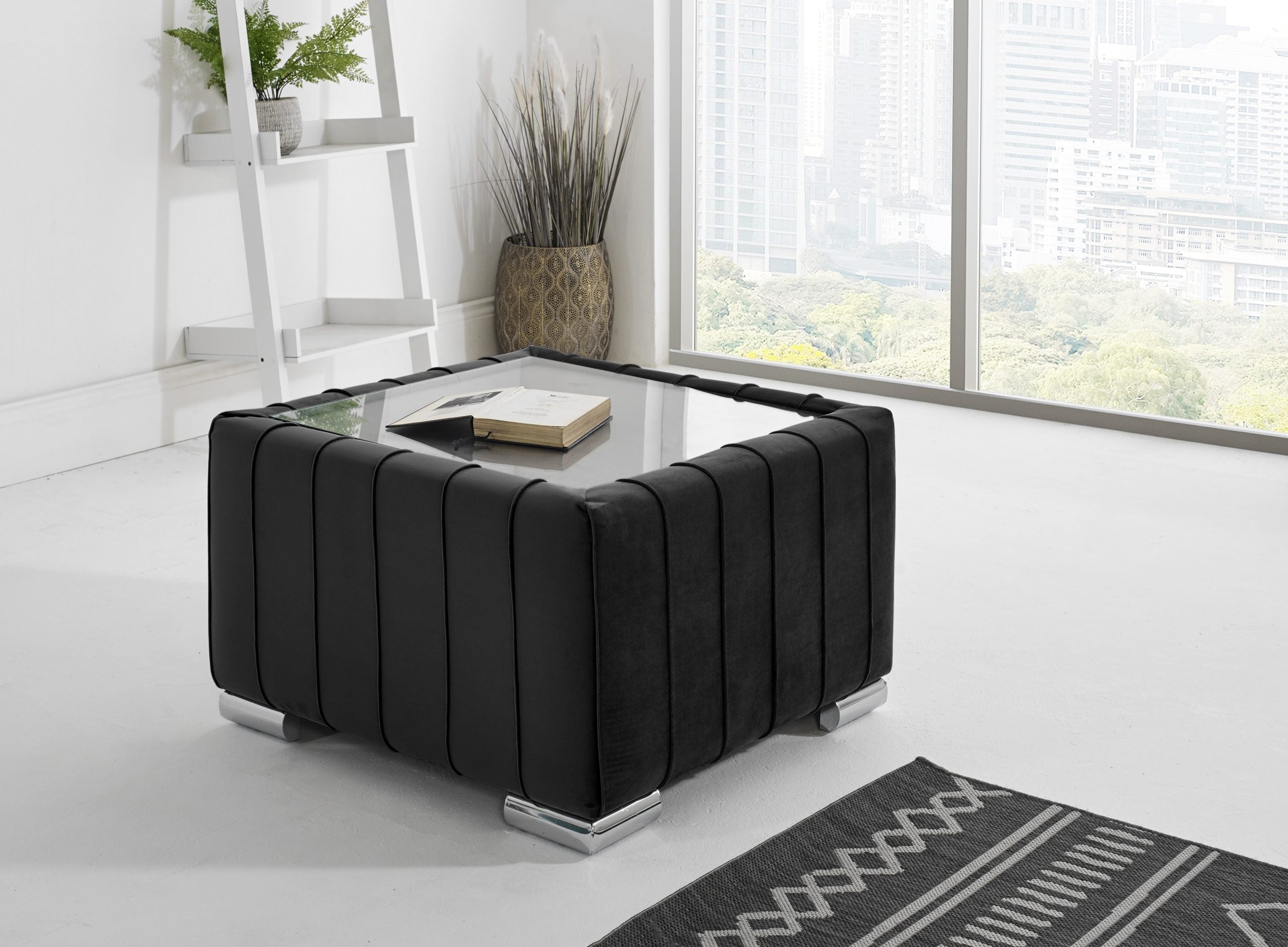 Layla Corner Fullback - 1c2 + Bolster / Buttoned Cushions