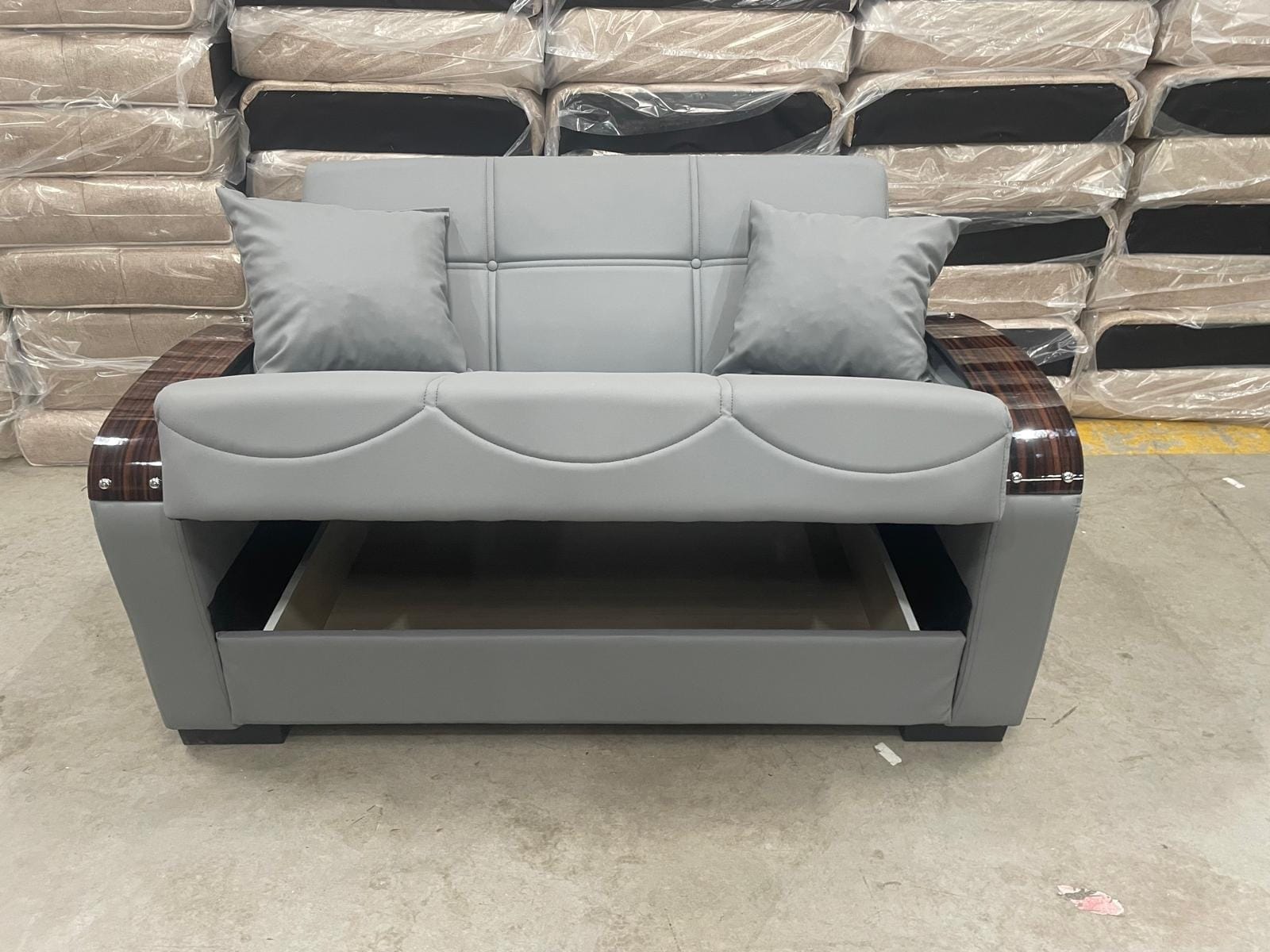 LEATHER 3/2/1 SOFA BED