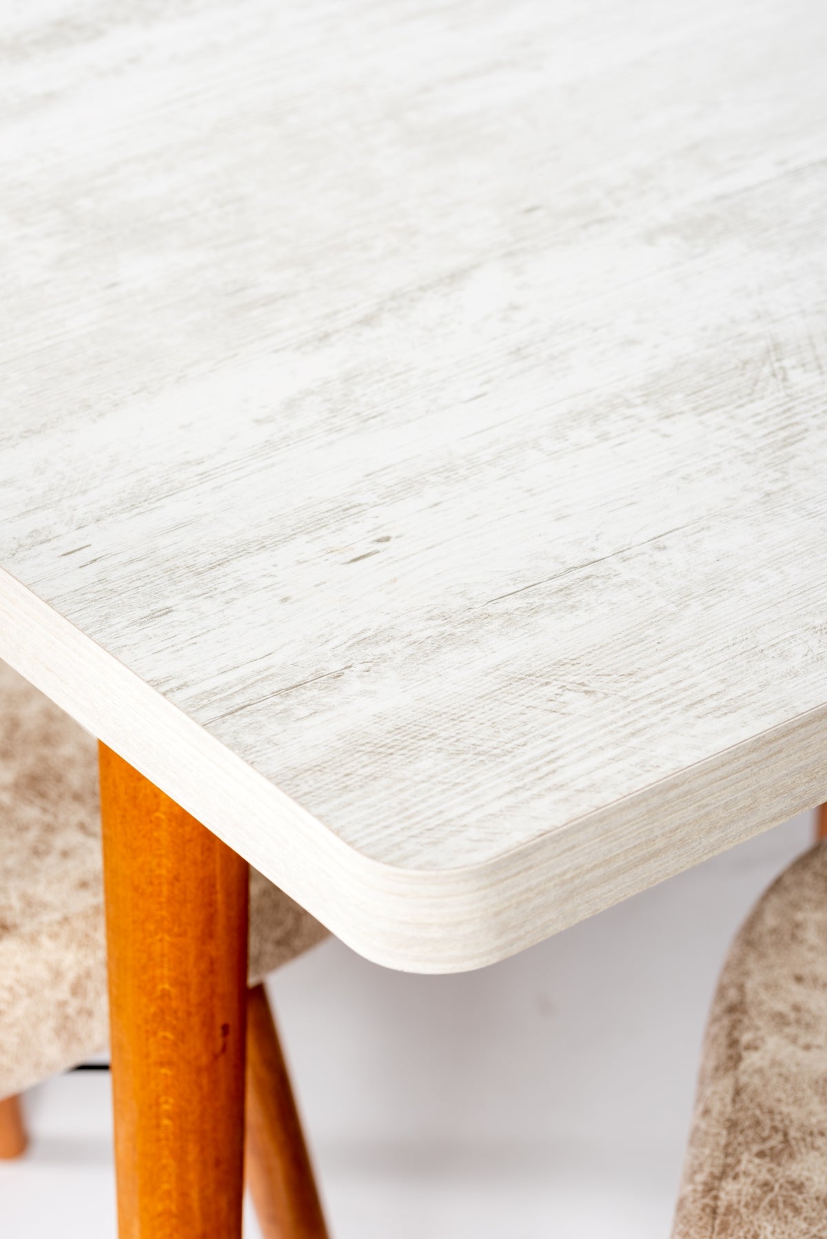 Kristal Extendable Dining Table With Six Chairs